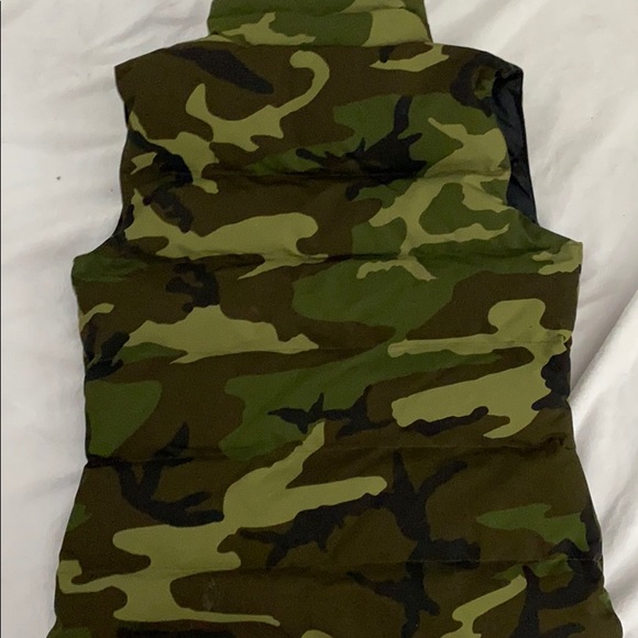 Canada goose vest - Picture 6 of 7